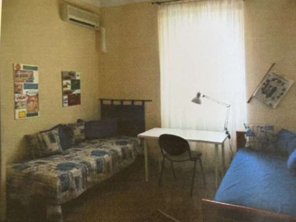 Foto camera doppia uso singola