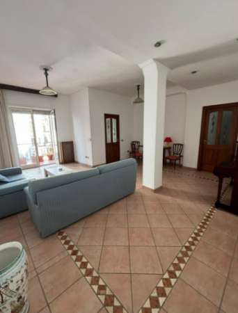 Foto Camera in affitto a Viale Michelangelo (Vomero)