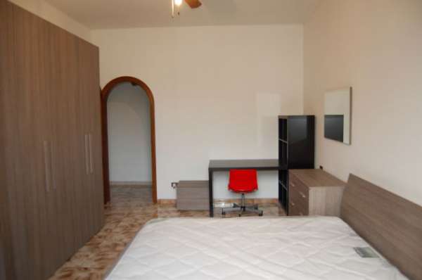 Foto Camera in affitto in Via Giuseppe la Farina, 1