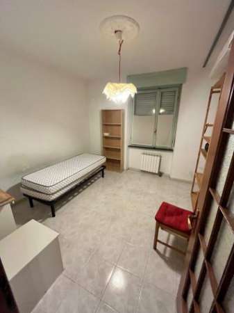 Foto Camera in affitto in Via Gottardo, 275