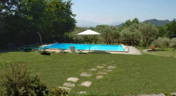 Foto Camera in affitto in villa di lusso con piscina Lucca