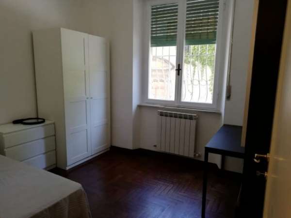 Foto Camera in affitto per studentesse/specializzande o giovani lavoratrici pendolari