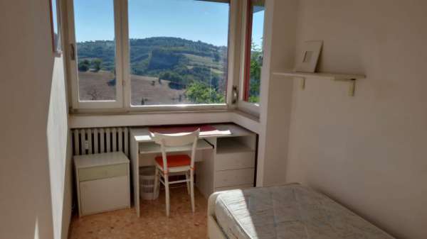 Foto Camera in via Bonconte da Montefeltro, 56