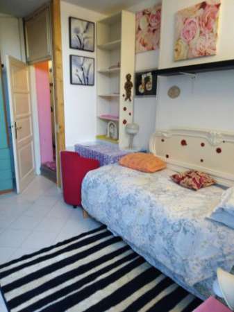 Foto Camera indipendente accessoriata con bagno