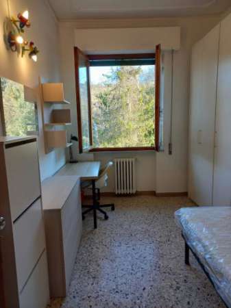 Foto Camera per ragazza via De Bosis fino al 30 Settembre