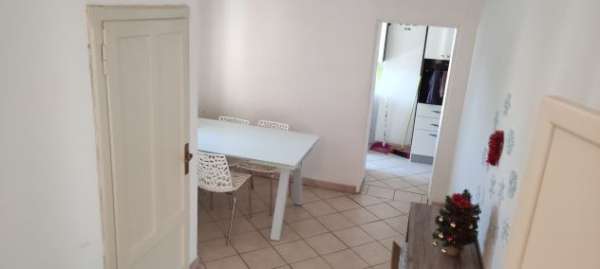 Foto camera per studentessa a 300mt da campus Forl�