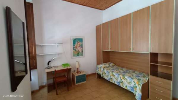 Foto Camera singola a studente/essa non fumatori