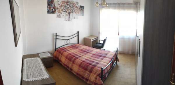 Foto Camera singola ad Acilia  vicino fermata METRO