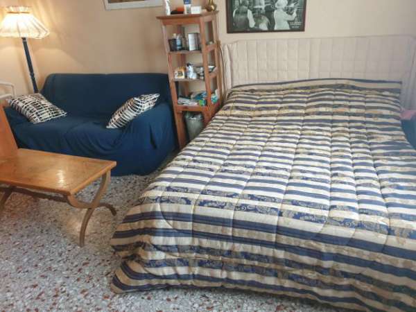 Foto Camera singola affittasi a soli uomini