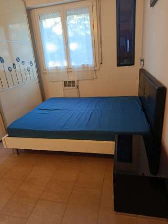 Foto camera singola angolo via Zanardi