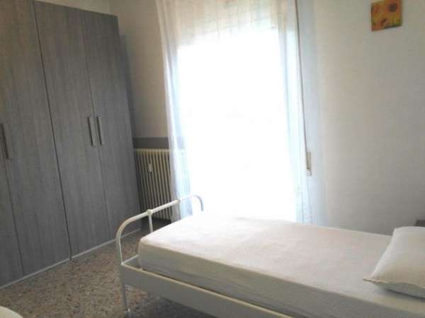 Foto Camera singola con balcone a pochi passi da S2-S4 / M3