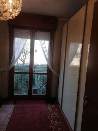 Foto Camera singola con BALCONE e BAGNO PRIVATO - Arcore
