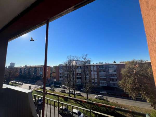 Foto Camera Singola in Appartamento Spazioso (vicinissima a M1 e M4)