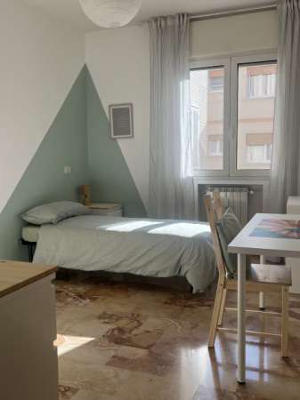 Foto Camera singola per studentessa a Mestre zona Carpenedo