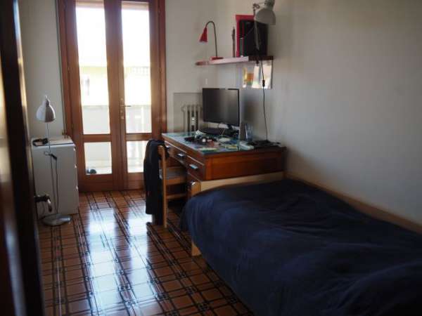 Foto Camera Singola per STUDENTI UNIVERSITARI MASCHI
