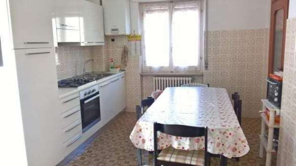 Foto Camera studentessa appartamento ristrutturato