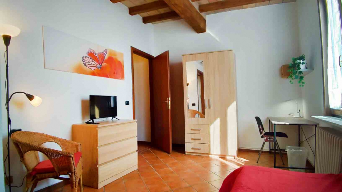 Foto Camere / posti letto in affitto a Fidenza 120mq 