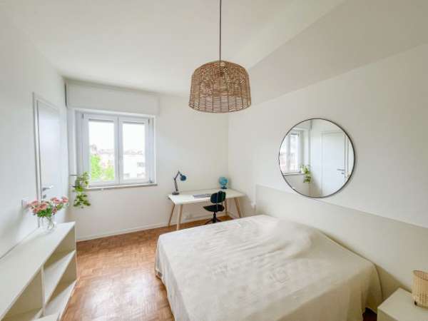 Foto CAMERE AMPIE CON BAGNO PRIVATO E POSTO AUTO