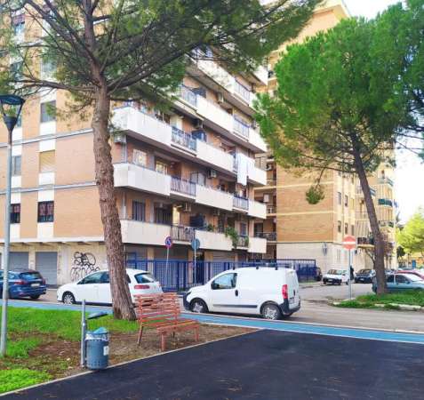 Foto Camere arredate in zona stadio/ospedale