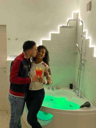 Foto Camere Con Vasca Idromassaggio & Cromoterapia,uso in Day use o Pernottamento