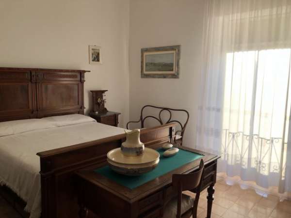 Foto Camere in affitto per studentesse o lavoratrici