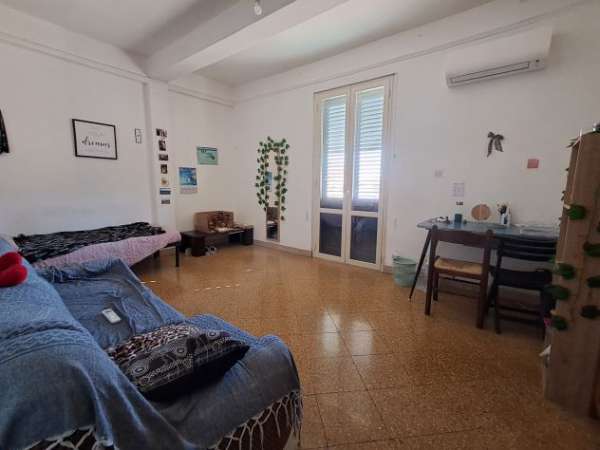 Foto Camere per studentesse- Policlinico