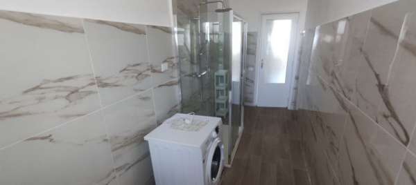 Foto Camere Singole in Appartamento a Bari, zona Centrale
