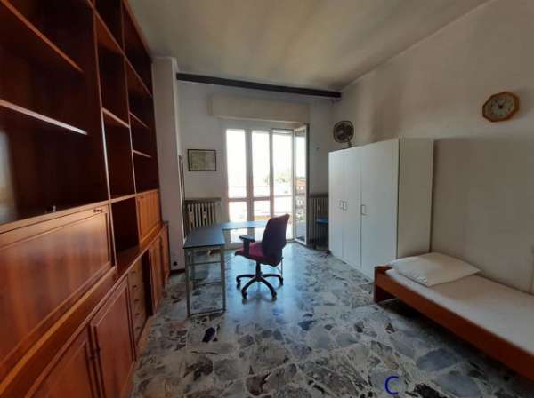 Foto camere SINGOLE per STUDENTI UNIVERSITARI