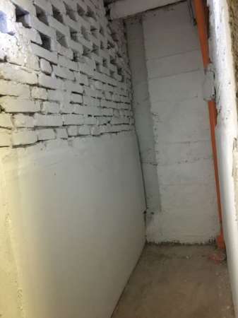 Foto CANTINA PER USO DEPOSITO