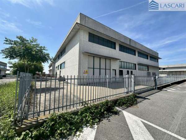 Foto Capannone - Rif. 2667
