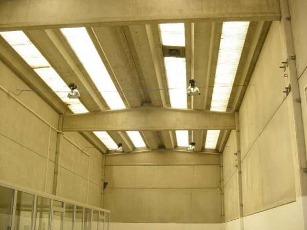 Foto Capannone / Fondo in affitto a La Spezia