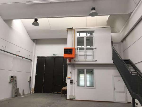 Foto Capannone / Fondo in affitto a Sasso Marconi
