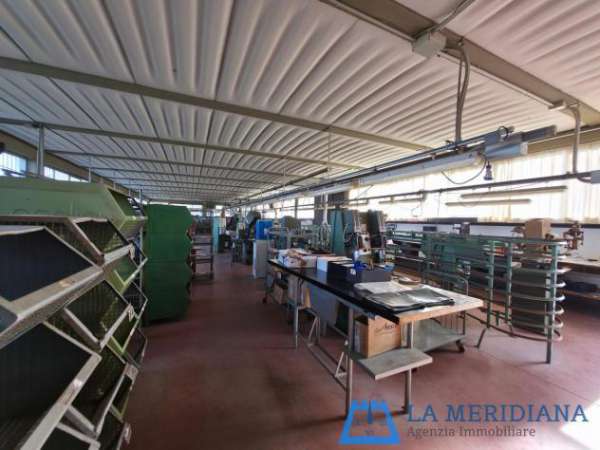 Foto Capannone artigianale in affitto a Cerreto Guidi 450 mq  Rif: 1391142
