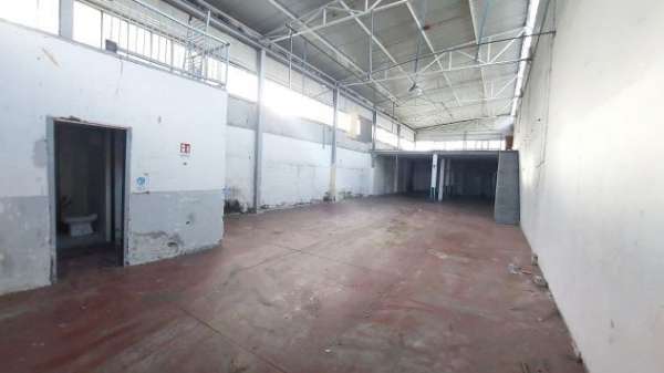 Foto CAPANNONE C/3 ARTIGIANALE MQ 370 TRA CASALNUOVO E AFRAGOLA