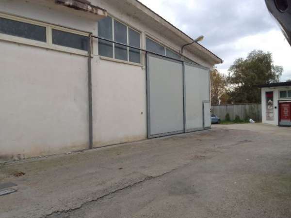Foto Capannone Commerciale e Industriale