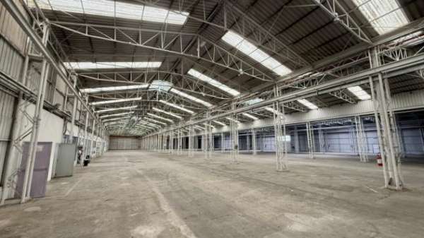 Foto Capannone di 3300mq con 2 carroponti