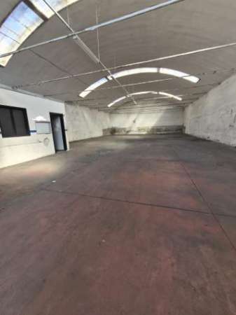 Foto CAPANNONE di 340 mq (MONTEMURLO) rif. CA-GRI