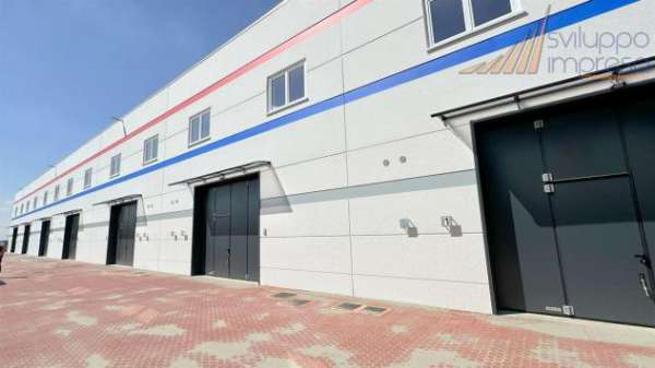 Foto CAPANNONE DI NUOVA COSTRUZIONE CON UFFICIO IN AFFITTO A VIMERCATE