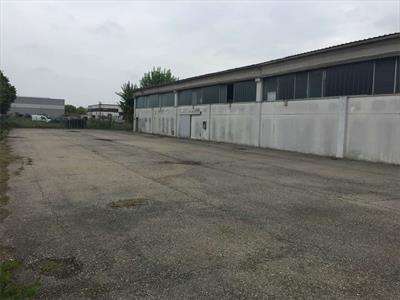 Foto Capannone in Affitto, 1 Locale, 1000 mq, Forl� (Forl� Lato Raven