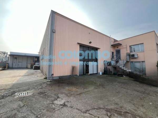 Foto Capannone in affitto a Bedizzole - 1 locale 900mq