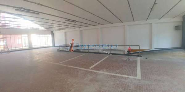 Foto Capannone in Affitto a Milano Certosa