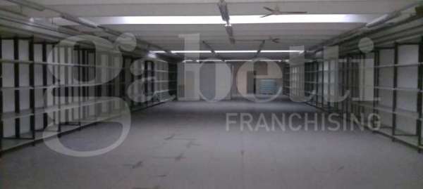 Foto Capannone in affitto a Nola - 2 locali 980mq