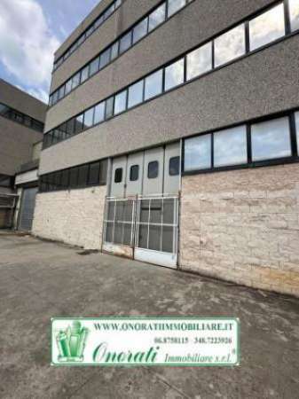 Foto Capannone in affitto a Roma - 1 locale 700mq