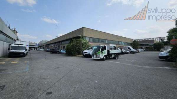 Foto CAPANNONE IN AFFITTO A SESTO SAN GIOVANNI
