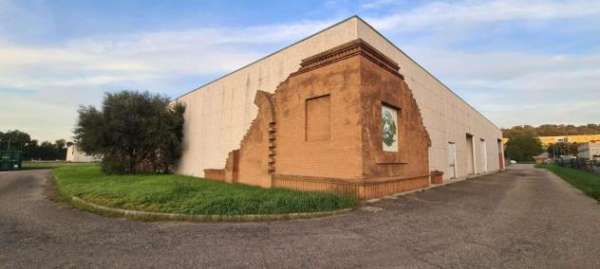Foto Capannone in affitto a Todi - 10 locali 2400mq