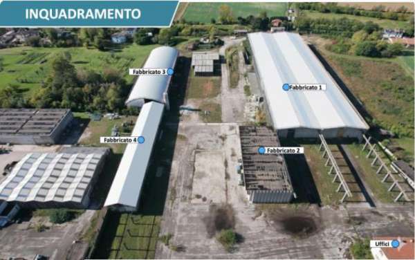 Foto Capannone industriale con carroponti