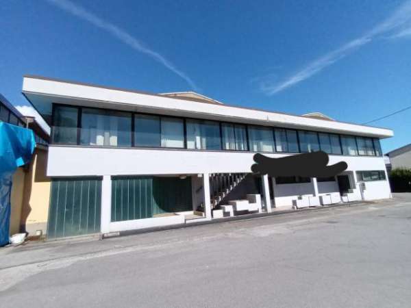 Foto Capannone industriale in affitto a Guamo - Capannori 980 mq  Rif: 1275286