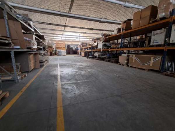 Foto Capannone industriale in affitto a Vicopisano 1150 mq  Rif: 1325607