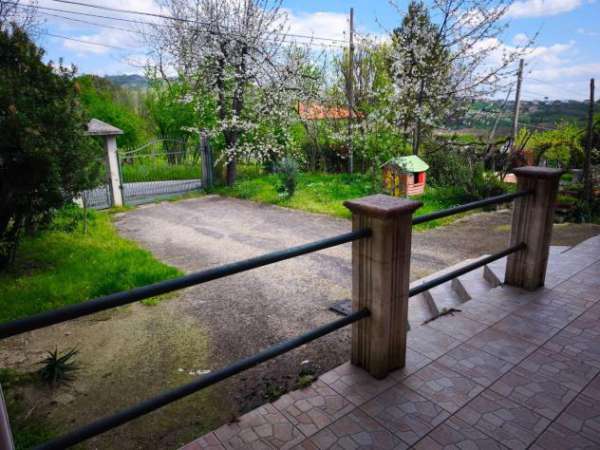 Foto Casa Indipendente - Summonte . Rif.: 33273
