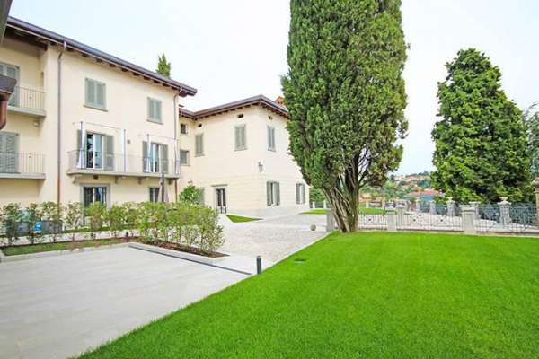 Foto Casa indipendente in affitto a Bergamo
